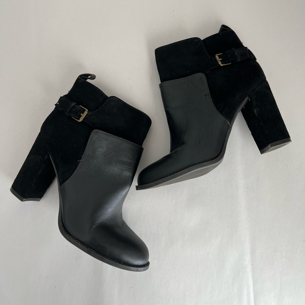 Nine West Black leather and suede block bootie size 7M
